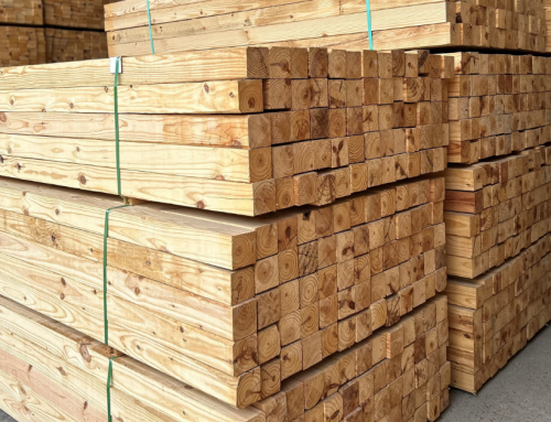 How Buying Wholesale Industrial Lumber Saves Money